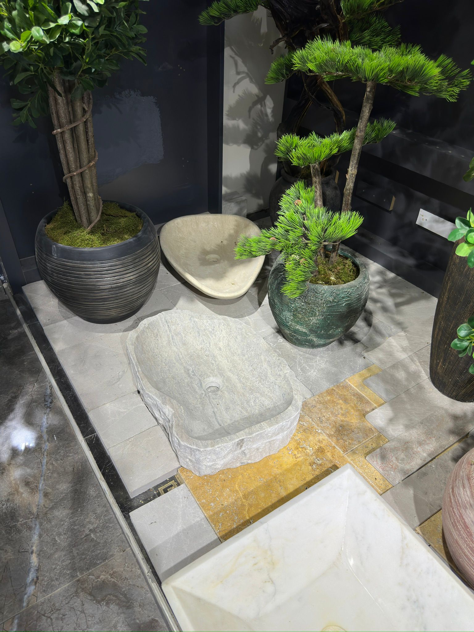 Bursa Showroom — 35