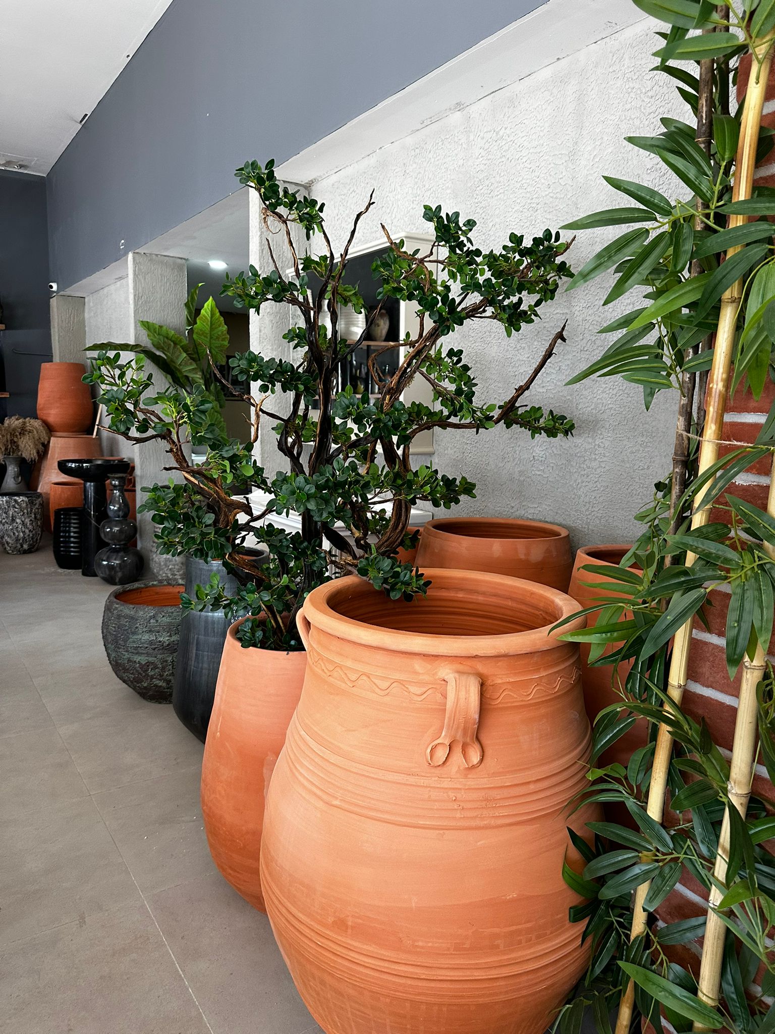 Bursa Showroom — 33