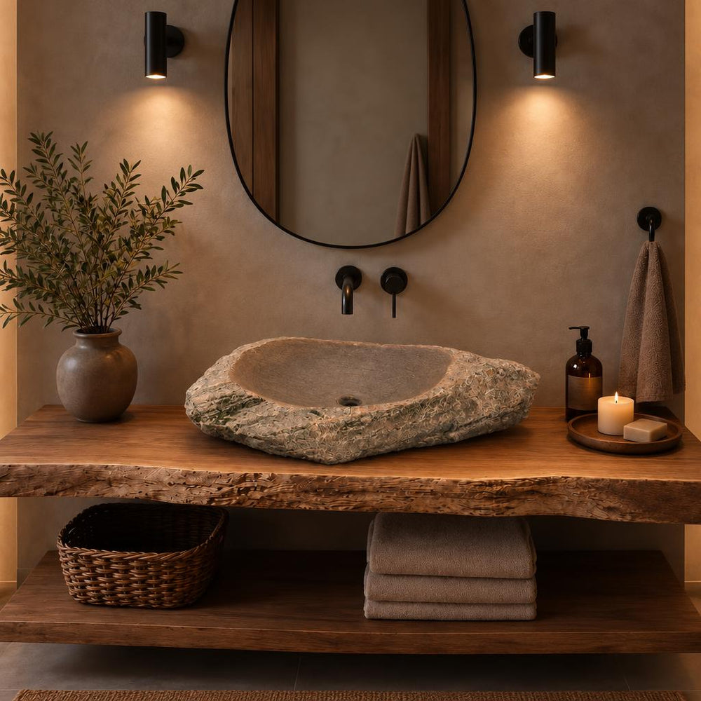 Serbest Form Lavabo — Ham Kaya Kenarlı, 60 cm — stilize mekân sunumu