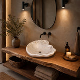 Dalgalı Kenarlı Lavabo — Beyaz, 41 cm — stilize mekân sunumu