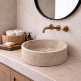 Silindir Lavabo — Bej, 41 cm — stilize mekân sunumu