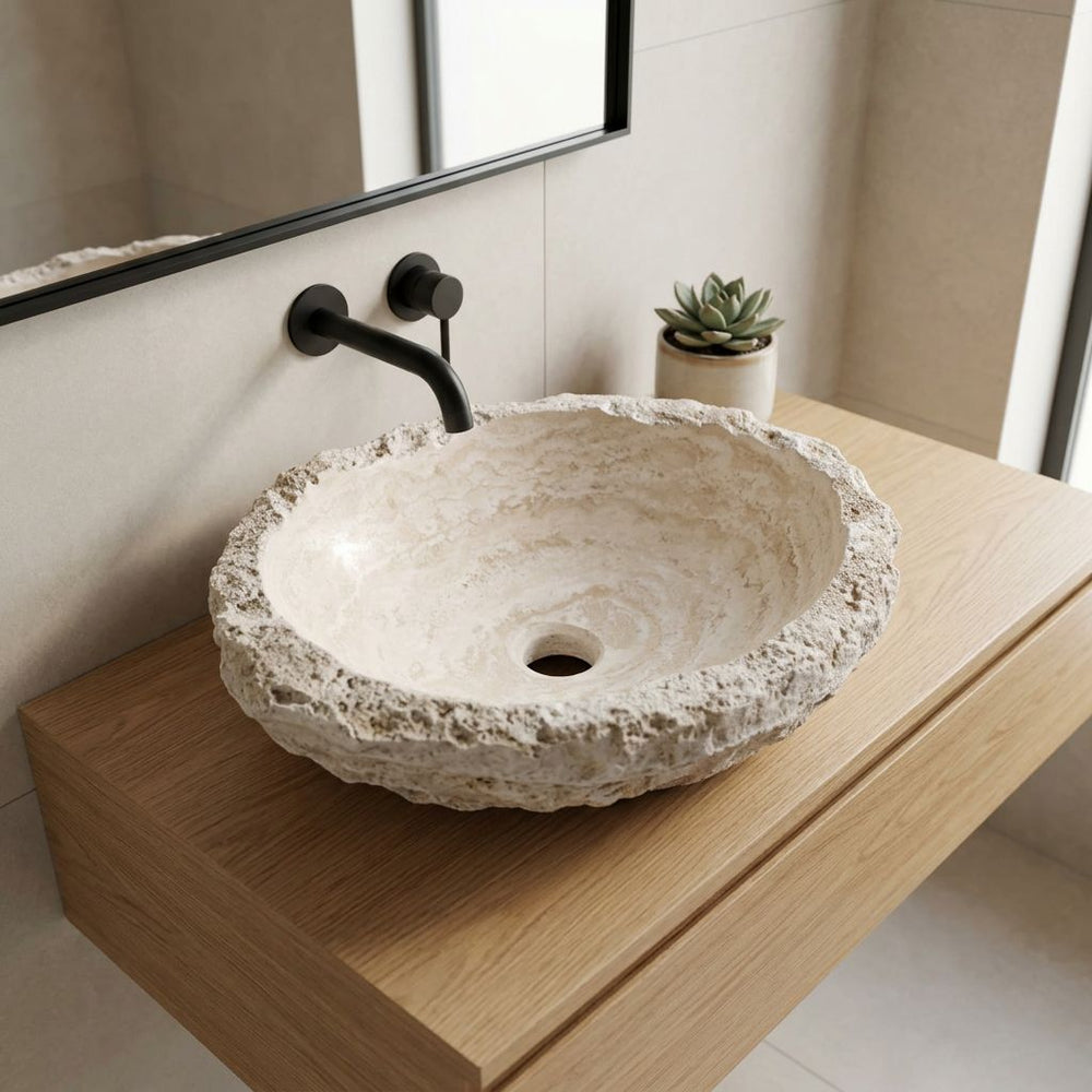 El Yapımı Porselen Yuvarlak Lavabo — Dokulu Krem, 45 cm — stilize mekân sunumu