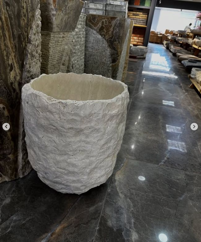 Traverten Tekerlekli Saksı